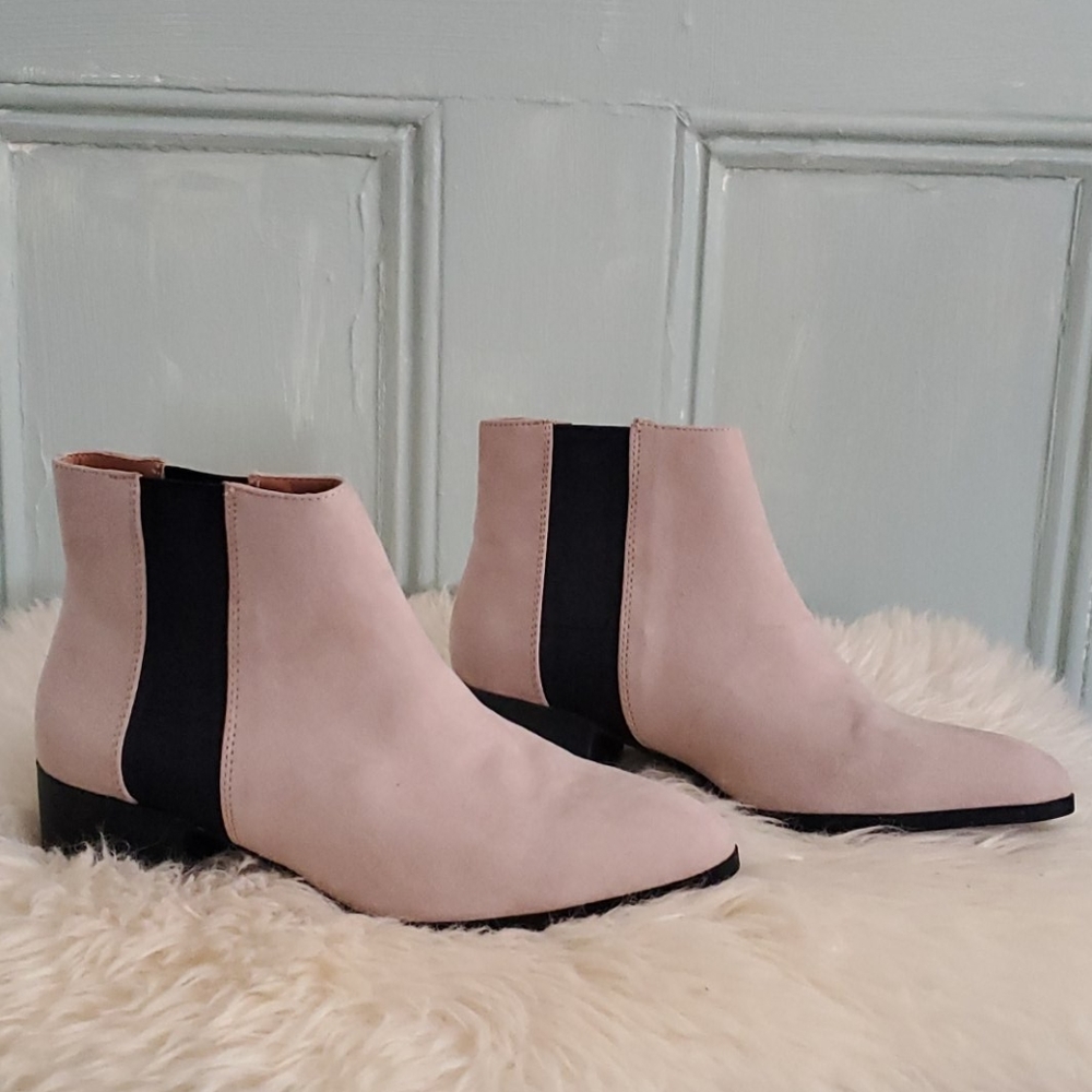 H&M chelsea boots beige and black (new).